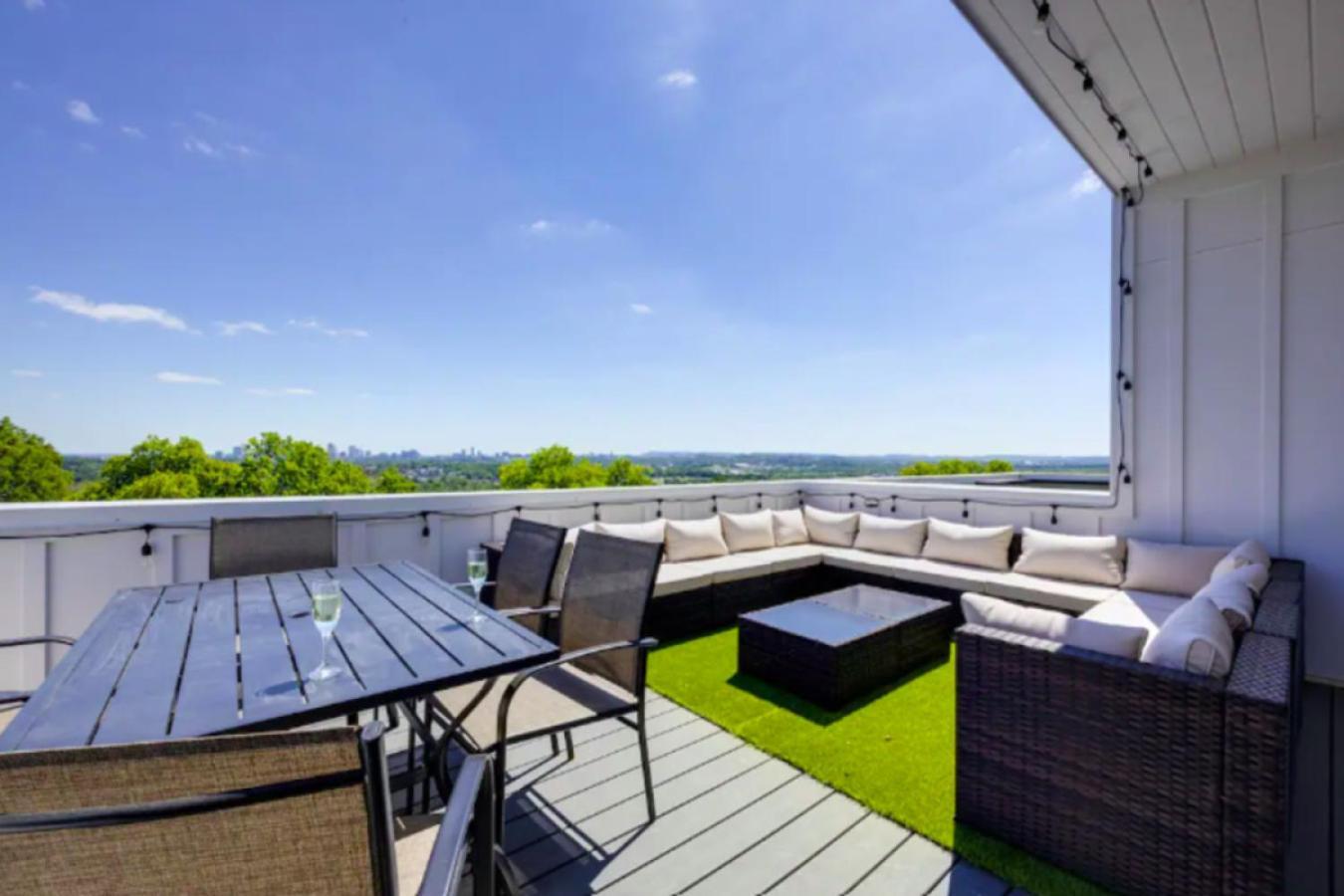 Luxury Four-Story Home With Rooftop Views, 10Min To Downtown! Sleeps 12! Nashville Exterior photo